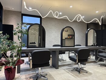 La fith hair lov. 福山駅家店【ラフィス ヘアー ロブ】