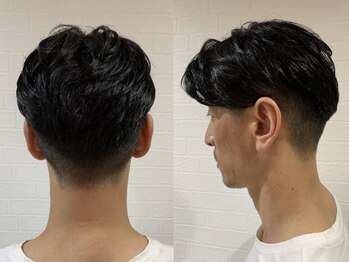 えほん美容室の写真/学生から大人男性まで◎頭皮ケアができ、年代別の悩み・頭皮の臭いが気になる方は、ぜひお待ちしています!