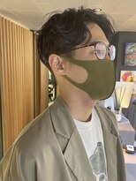 エッセンス(THE ESSENCE)&nbsp;center parmマッシュパーマウルフアッシュブラックカルマパーマ