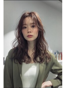 ラローレン(La LAUREN)の写真/ふんわり揺れる“くせ毛風”柔らかパーマ♪髪の状態やなりたいイメージに合わせて最適なメニューをご提案◎