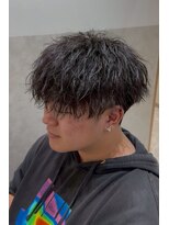 ノイ(NOI)&nbsp;メンズカットメンズパーマシャドウパーマ波巻ツイスパ眉毛カット