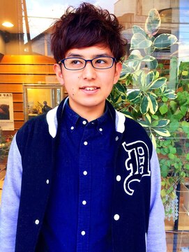 ヘアースタジオ ノラ(Hair studio NORA) オモカルショート