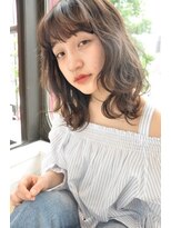 インビテーション(invitation) 【invitation】外国人風波ウェーブ、イルミナグレージュカラー