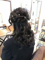 ロカット サロン(Roquat Salon)&nbsp;ゆるふわハーフアップアレンジ【ヘアメイク　立川/立川南/袴】