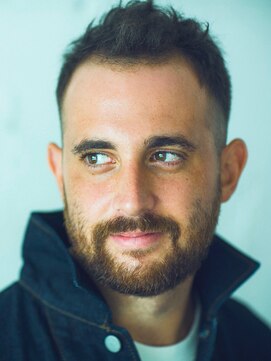 エス ヘア サロン(S. HAIR SALON) side swept crew cut