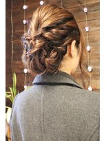 ミックスカール(Mixcurl) 編み込み結婚式アップ