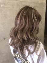 キー(kｅｙ)&nbsp;アッシュベージュ