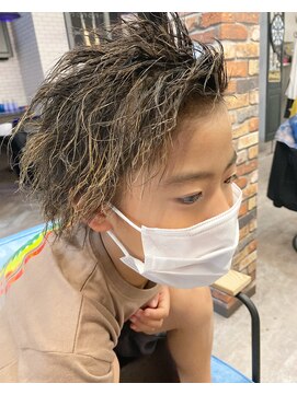 ルーナヘアー(LUNA hair) 『京都ルーナ』キッズカット×ツイストパーマ×メッシュ