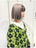 ホワイトグレー　コントラストカラー