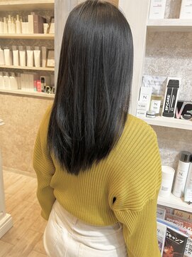 キャアリー(Caary) 福山市美容室Caary  サラサラ黒ロングストレート