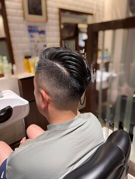 エヌドットバーバー ギンザ(N.BARBER GINZA) フェード/バーバースタイル/ハードパート