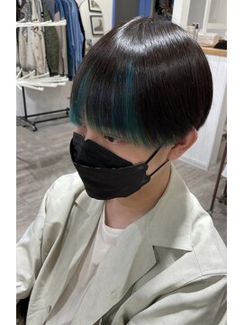 ジジ フィーカ 佐野(Gigi fika) インナーカラー×グリーンカラー