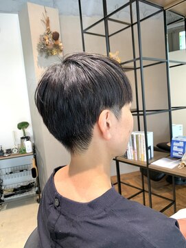 ユリイカビヨウシツ レディスツーブロック