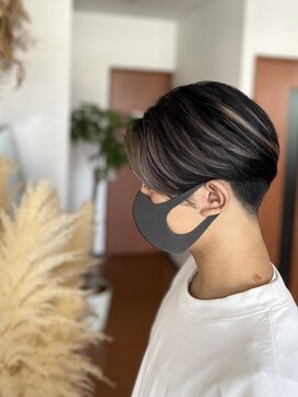 スタジオフィット(STUDIO FITTO) ★メンズデザインカラーセンター分け男子スタイル★