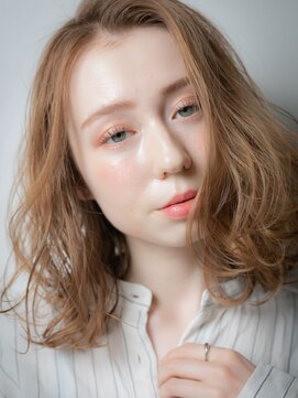 カバーヘア ブリス 上尾西口店(COVER HAIR bliss) 外国人風カーキベージュかきあげボブパーマ204r上尾10代20代30代