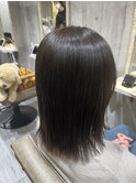 鎖骨ラインの切りっぱなしボブ♪