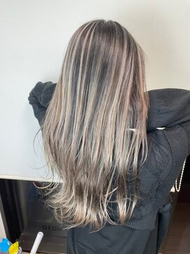 アイズ 本厚木(AIZU) デザインカラー