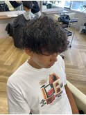 波巻きツイストスパイラルパーマツーブロック刈り上げ