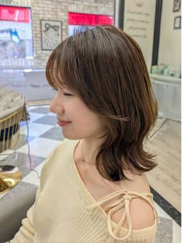 ルチアコウベ(LUCIA KOBE)の写真/顔周りの似合わせカットもお任せ下さい！一人ひとりに合わせたカットで、あなたにぴったりのスタイルへ♪