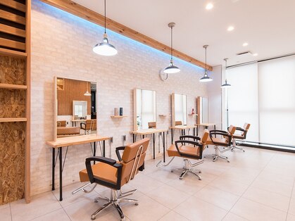 アグ ヘアー パルム 港店(Agu hair palm)の写真