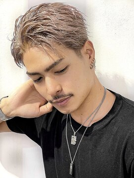 アイトーキョー 池袋(AI TOKYO) ショートフェザー