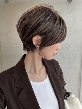 ディモアンド 表参道(Dimo&) カット/ホワイトグレージュ/レイヤーカット/チェリーブラウン