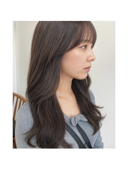 顔周りのカットで印象を変えてくれる♪小顔に魅せるカットで、扱いやすくあなたに似合うスタイルを提案！