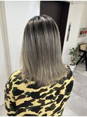 20代30代色気抜群海外風シャドールーツバレイヤージュ