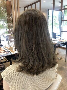 ベルポートヘア(Bellport hair) アッシュベージュ