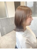 アトリエ(Atelier) キャラメルアッシュと外ハネボブ 大人可愛い