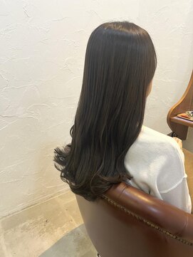 スーリール 箱崎店(Sourire) カーキグレージュ