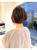 顎上丸みショートボブ