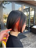 ショートミニボブブリーチオレンジインナーカラー