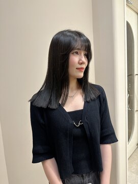 リリアン(rilliant U’s brilliant) 暗髪グレージュ×切りっぱなしミディ☆