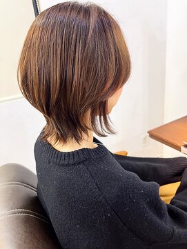 リコバイアフロート(riko by afloat) ウルフ/レイヤーボブ/ハイライト/ミディアム/ブラウン