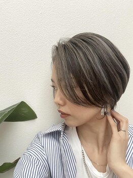 リライズ(RE.rise)の写真/白髪も骨格も、すべて魅力に変わる。若々しい印象を叶える顔周り似合わせカット×白髪ぼかしハイライト