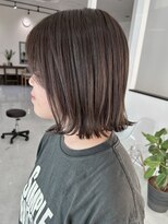 エミュ(emu.) 透明感グレージュ◎ボブスタイル