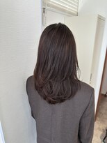 ジーナ 吉塚(Zina)&nbsp;レイヤーカット×チョコレートブラウン【福田れん】艶髪 透明感