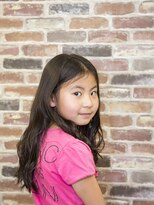 アトリエリリア ヘア(Atelier LILJA)&nbsp;キッズレディーだっておしゃれに巻き髪。