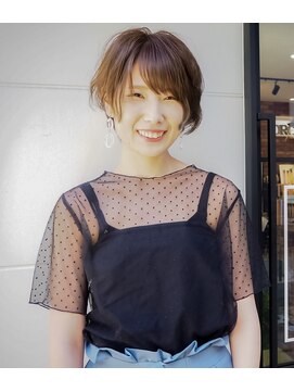 ヘアサロンオーケストラ(HAIR SALON ORCHESTRA) 福山 ポイントカラー グレージュ 大人ショート 《ORCHESTRA》