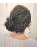 サイド×編込みシニヨン ヘアスタイル