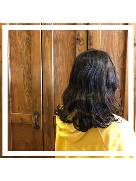 ルパラディ(leparadis) 【ミディアム波ウェーブ×ボブ】