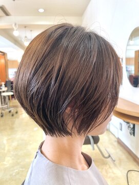 ジャンテーユ ガレ(GENTILLE GALLE) 軽やかにまとまるショートボブ