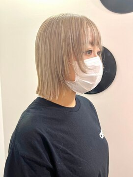 デート 下北沢(DATE) ダブルカラーブロンドベージュカラーケアブリーチハイトーン韓国