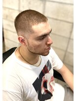フランクスバーバー アンド ビアークラブ(FRANK'S BARBER and BEER CLUB) ストリートボウズスキンフェードバズカット　I