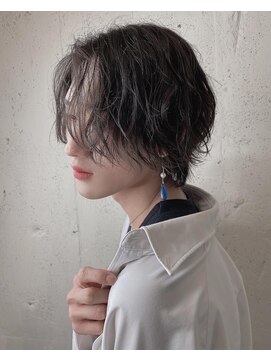 ネクストネオ 静岡(NEXT NEO) NEXT静岡NEO【櫻田】ミディアムセンターパートウルフ