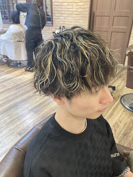 トータルビューティーサロン プリエ(prier) アフロ安藤 メンズパーマハイライト/波打ちパーマ