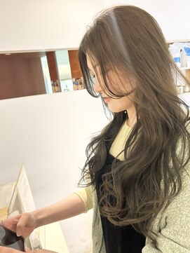 アイニティ 江坂(Inity) オリーブグレージュ　透明感カラー　ロングレイヤー