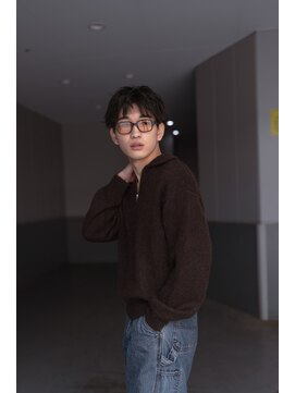 トゥ(TOE) feather short