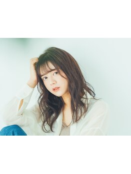 カラーを楽しむ方必見！脱白髪染め☆明るい色も◎丁寧な施術で、大人女性の魅力を引き出してくれる♪